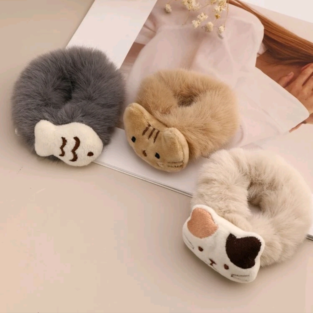 Cat & Fish Fuzzy Plush Hairbands - Picture 2 of 5